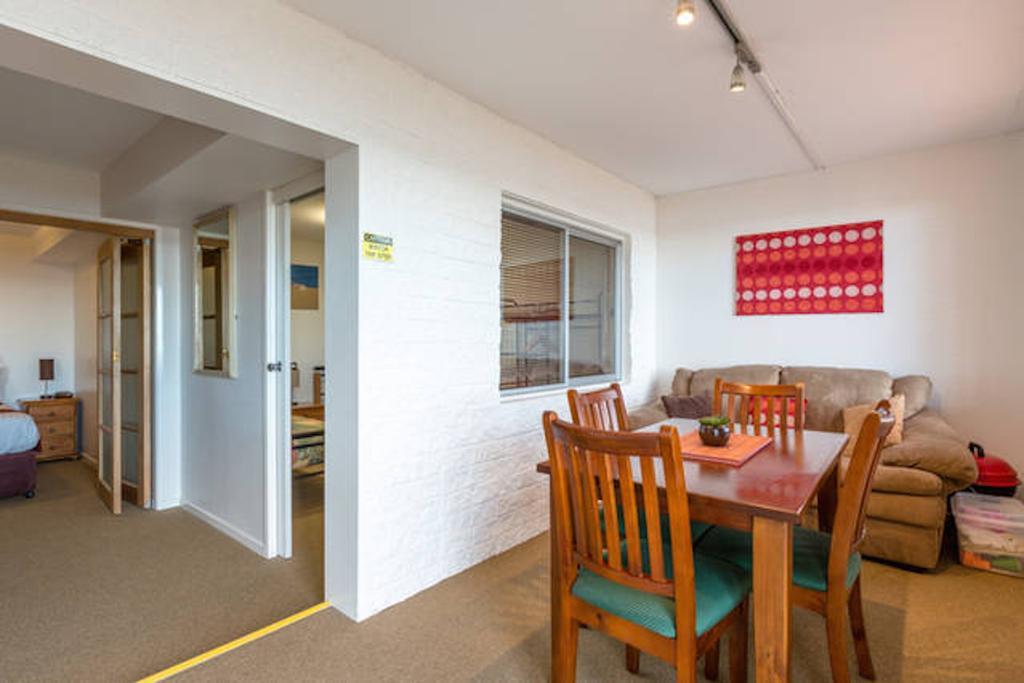 Beachfront Apartment Blackmans Bay Kingston Beach Екстериор снимка